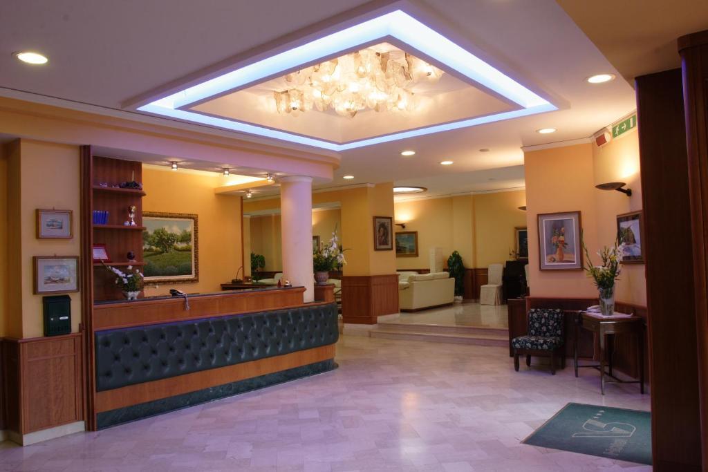 Hotel Villa Serena Кастелламмаре-ді-Стабія Екстер'єр фото