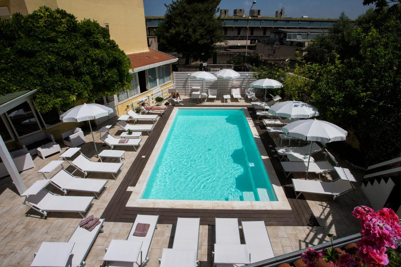 Hotel Villa Serena Кастелламмаре-ді-Стабія Екстер'єр фото